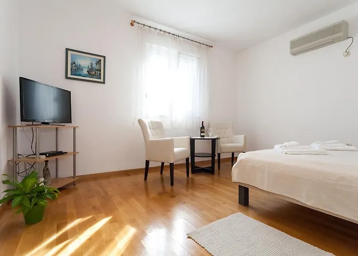 Rafael Apartamento Zadar